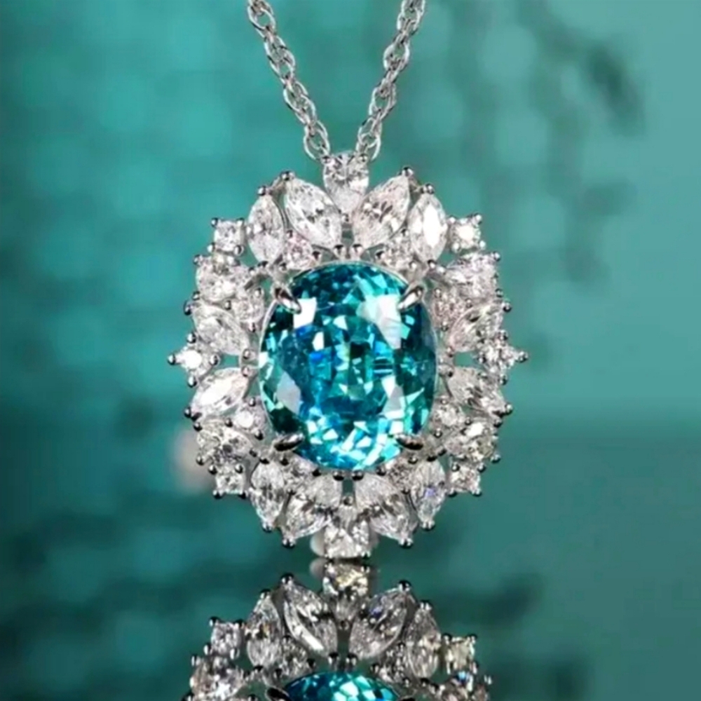 New Blue Aquamarine Necklace With Crystals